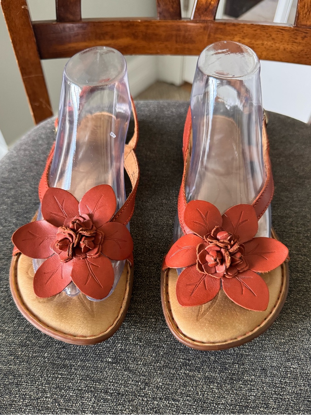 Børn leather 3D floral sandals 9 burnt orange Cognac Poinsettia appliqué Earthy